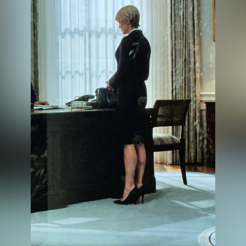 Dior Cherie Pointy Pump Perforated Black Suede 100mm heel ASO Claire Underwood - Picture 6 of 14